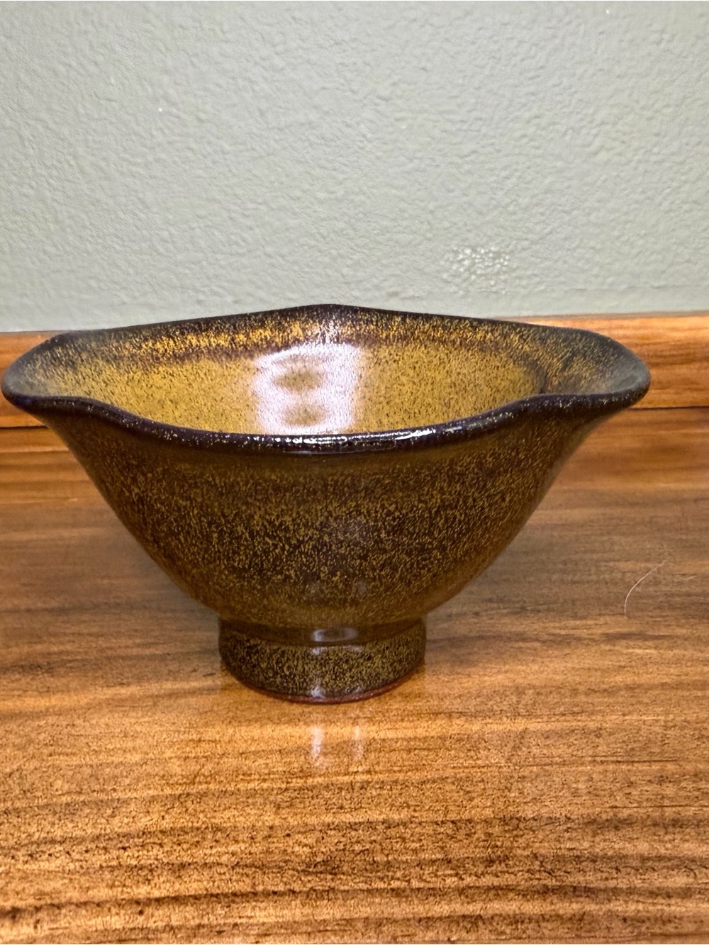 Speckled Ceramic Serving Bowl in Golden Brown